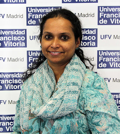 Manjula Balakrishnan 1 Administración y Dirección de Empresas Estudiar en Universidad Privada Madrid