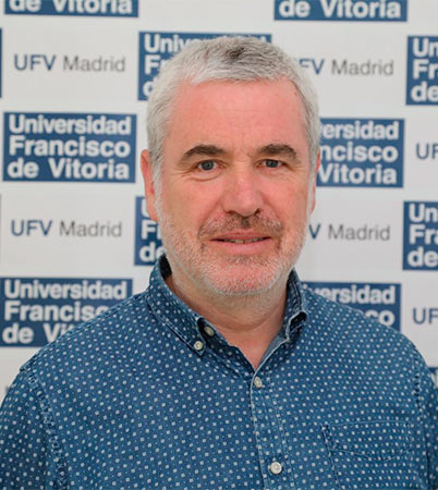 javier sierra 402 Medicina Estudiar en Universidad Privada Madrid