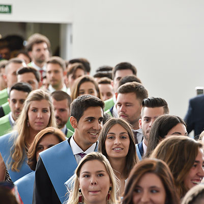 educacion graduacion 19 18 08 CURSO 2018 2019 Estudiar en Universidad Privada Madrid