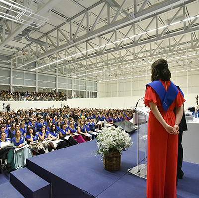 graduacion experimentales 13 401x400 1 CURSO 2019   2020 Estudiar en Universidad Privada Madrid