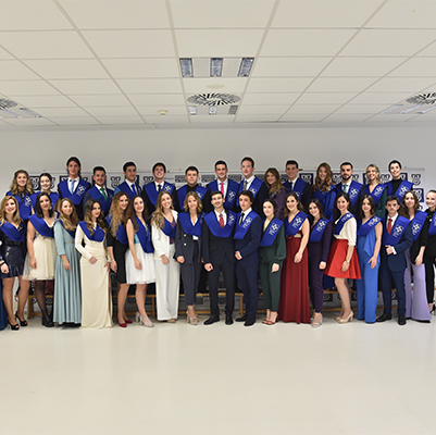 graduacion experimentales 17 401x400 1 CURSO 2019   2020 Estudiar en Universidad Privada Madrid